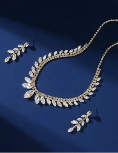 Gold Zirkon Taşlı Yaprak Model Kolye Küpe Seti Zarif Düğün Takı Seti Kına Takı Seti Nişan Takı Seti — fotoğraf 2